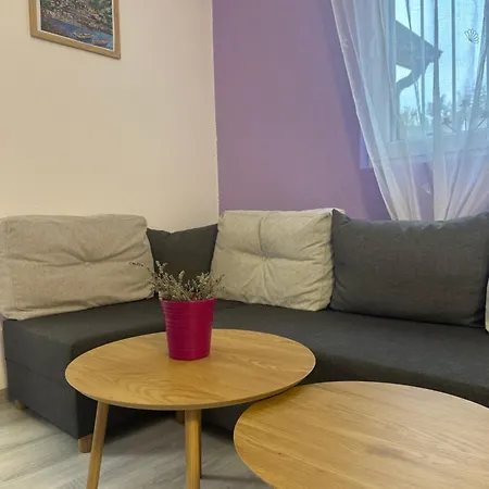 Ferienhaus Hh Lakes - Center, Free Parking! Tuzla